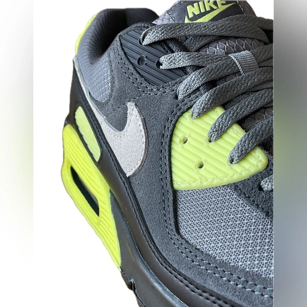 Nike AIR MAX 90 Men's size 11 NWB *NEW* - Picture 8 of 12